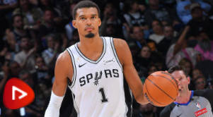 [NBA] 福克斯妙传文班亚马空接暴扣得手